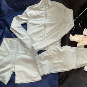 TNA butter  shorts and zip up set - light green